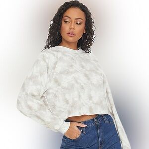 Levi’s Laundry Day Raglan Crew Neck Sweatshirt